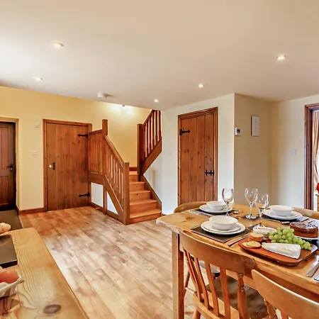 بيت للعطل 3 Bed In Malham 94260 *